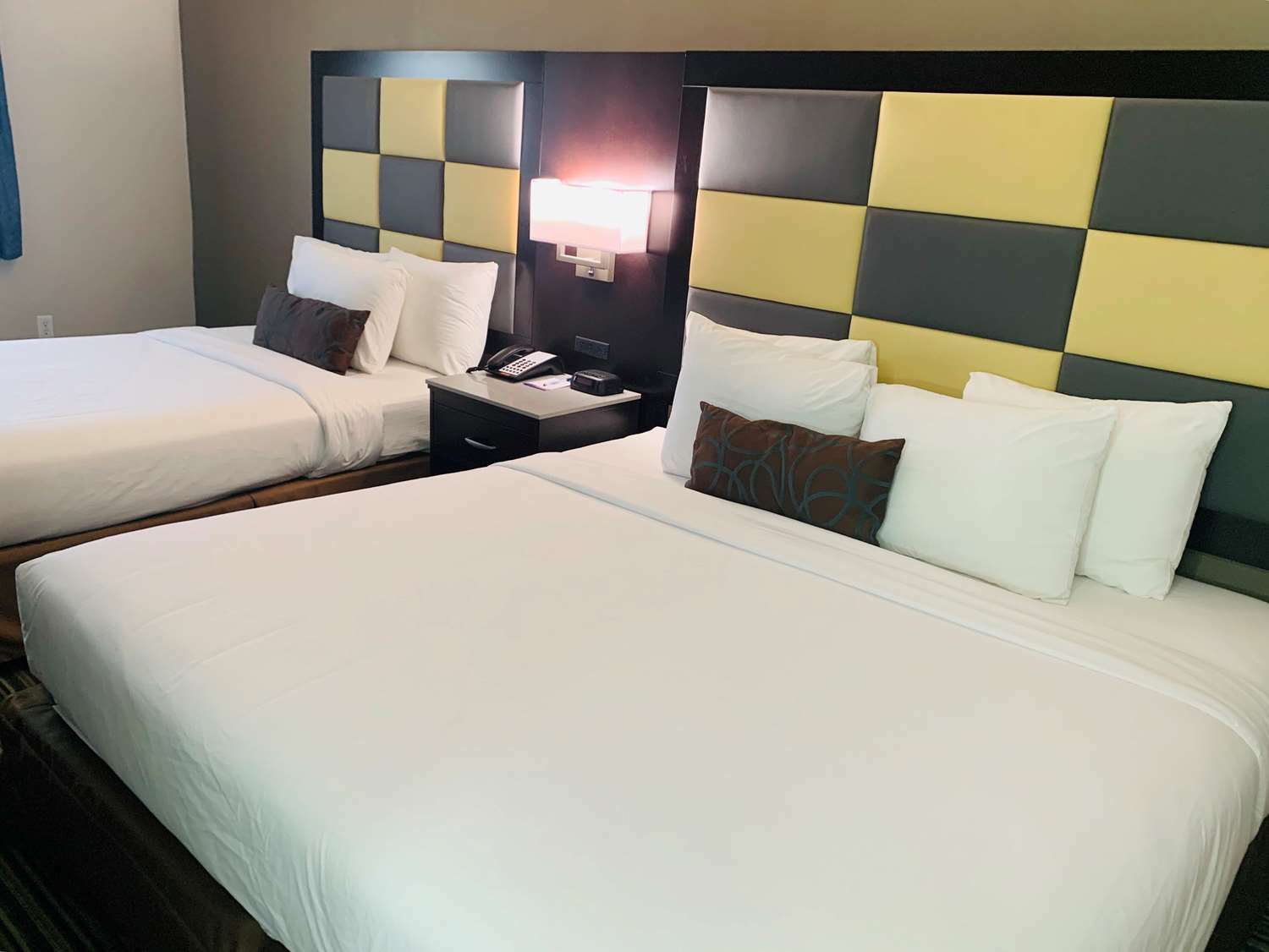 Surestay Plus Hotel By Best Western Redding Δωμάτιο φωτογραφία