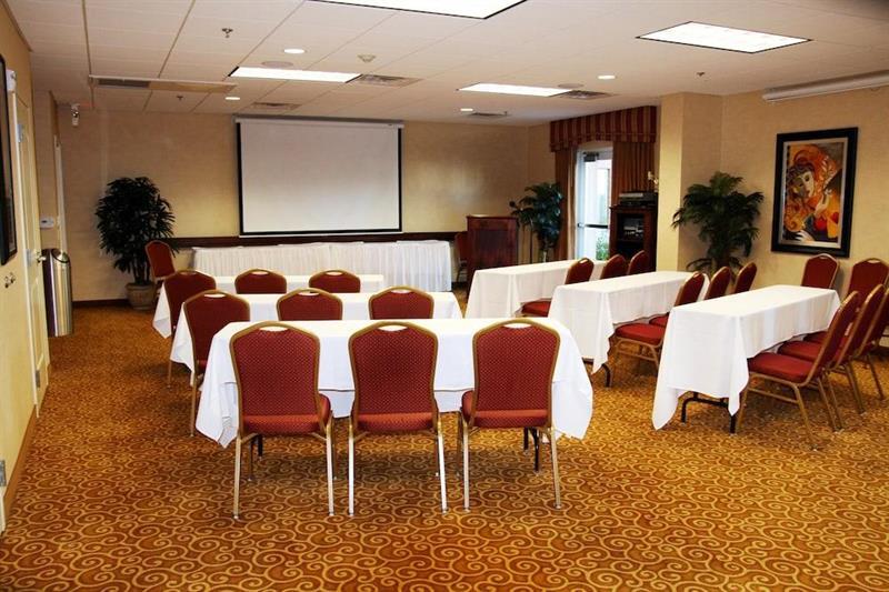 Surestay Plus Hotel By Best Western Redding Εξωτερικό φωτογραφία